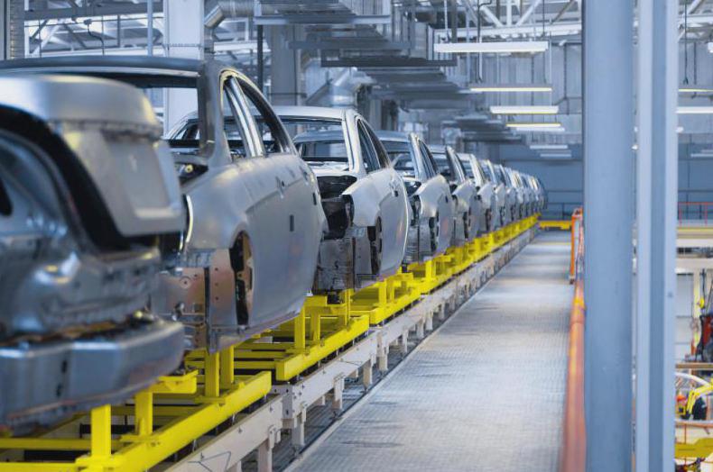 Automatyzacja linii produkcyjnej samochodów