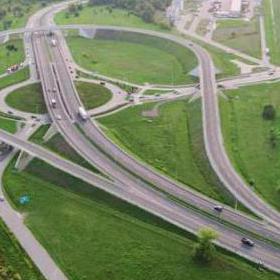Czym różni się droga ekspresowa od autostrady?